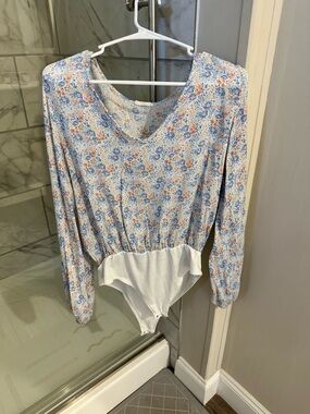 entro Blue and Peach Floral Long-Sleeve Bodysuit